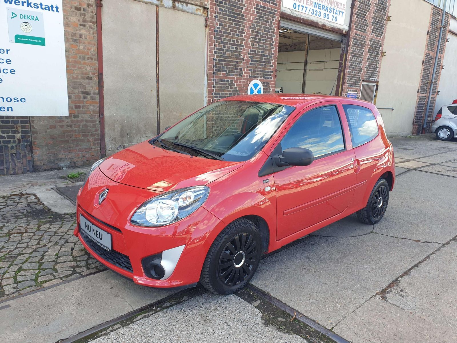 Twingo TÜV NEU/ Klima/ Allwetterreifen