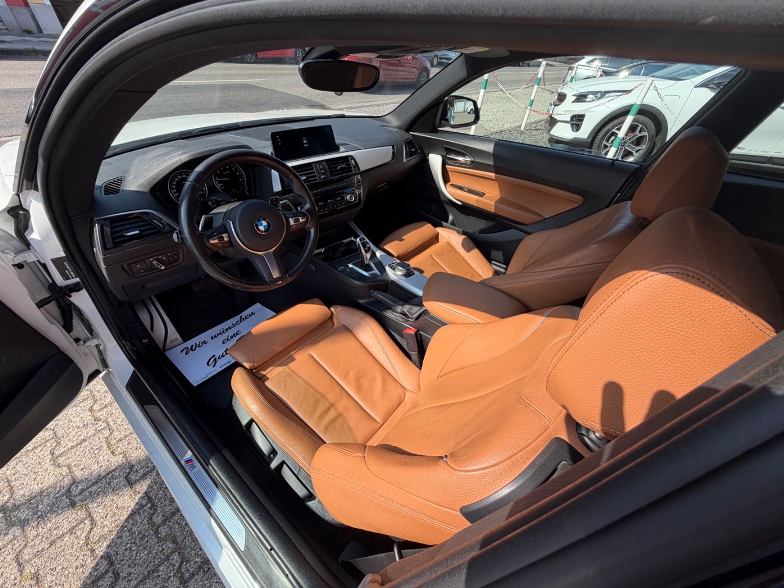 Fahrzeugabbildung BMW 230i Coupe M SPORT AUTOMATIK LED LEDER CAR PLAY