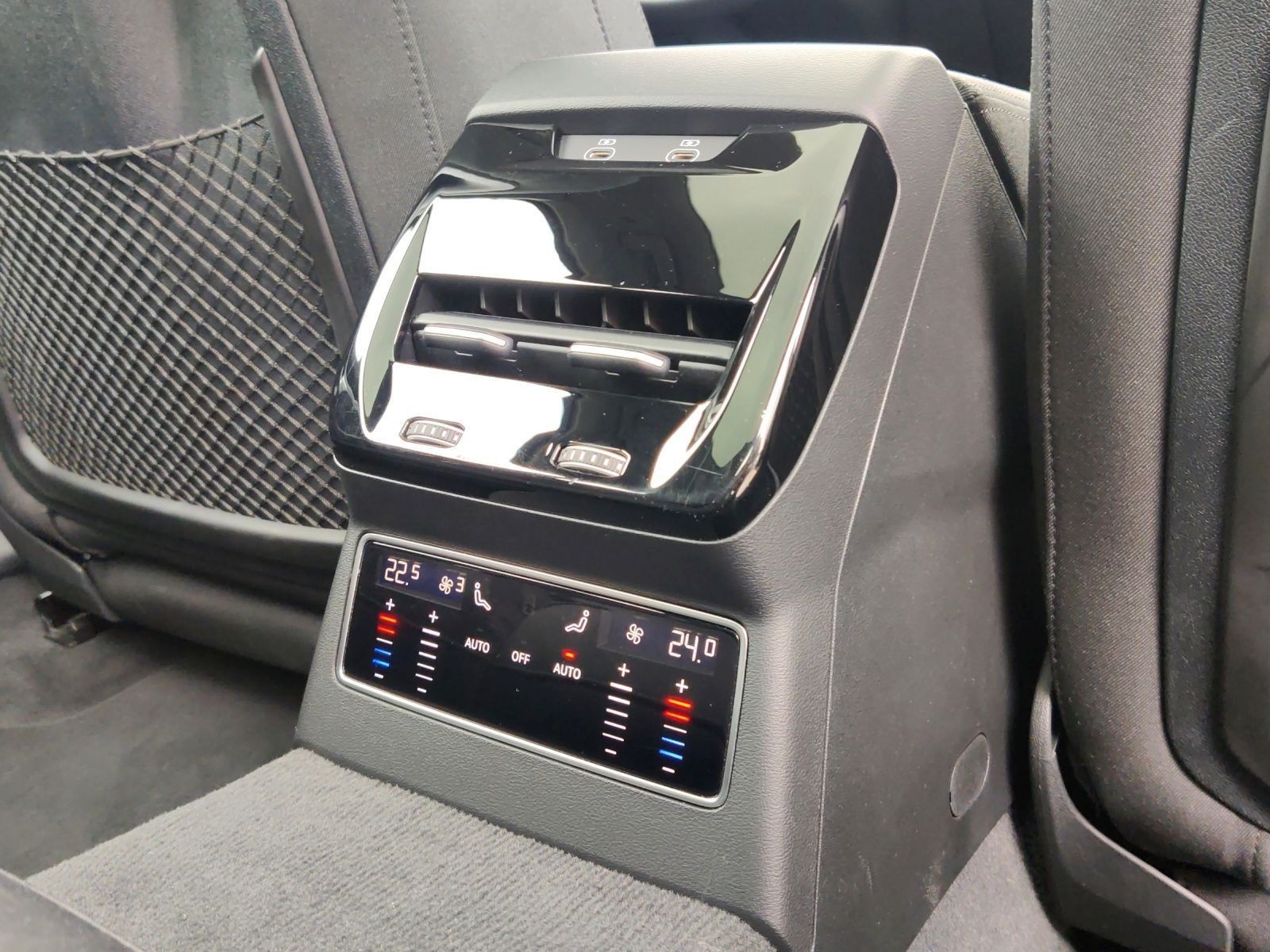Audi A6 - Bild 17