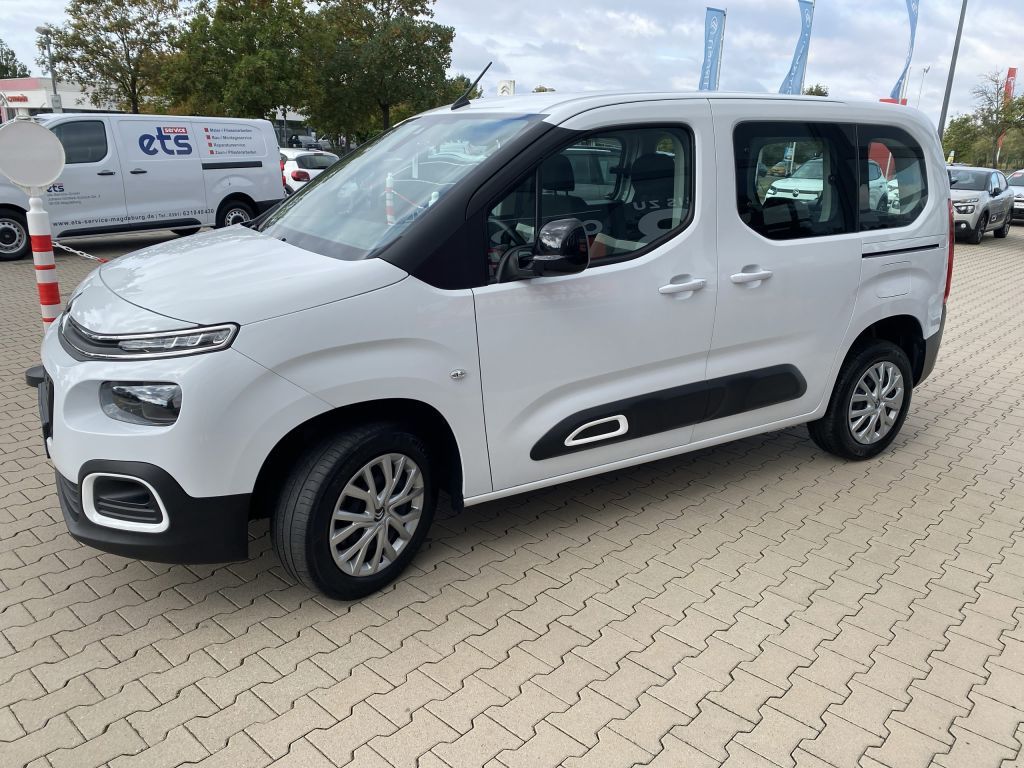 Fahrzeugabbildung Citroën Berlingo M PureTech 110 FEEL *Keyless*PDC*8Zoll*