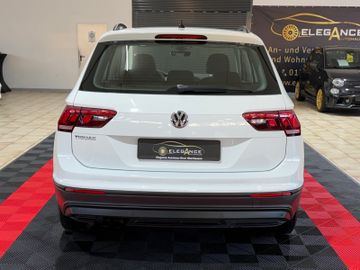 Volkswagen Tiguan - 5