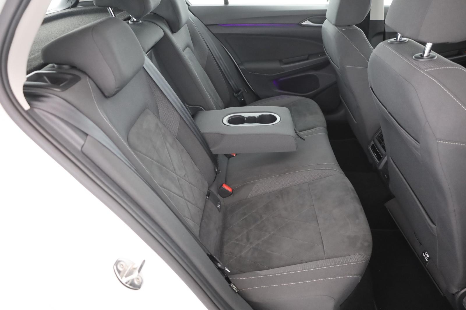 Volkswagen Golf VIII 2.0 TSI DSG Style LED Navi ACC Kamera, миниатюра 24