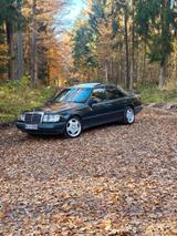 Mercedes-Benz Mercedes w124 300E - Mercedes-Benz 300 aus 1988: 300e