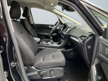 Ford S-Max - 10