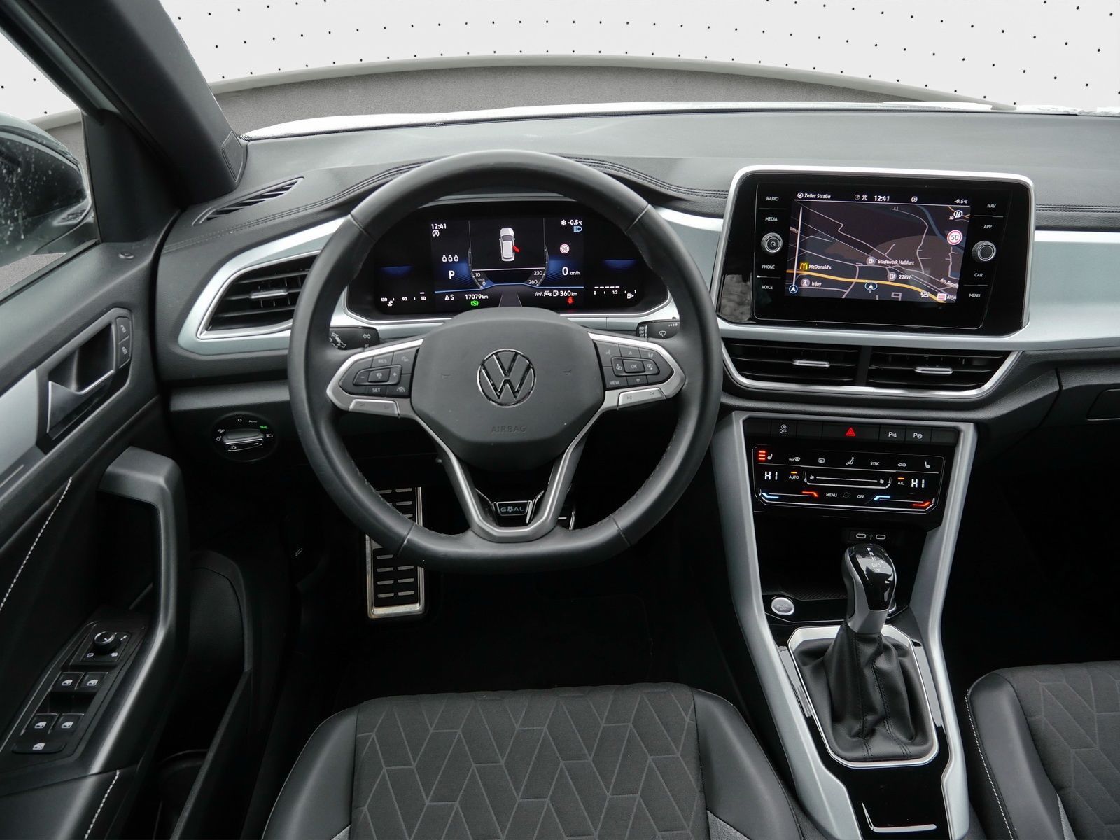 Volkswagen T-Roc - Bild 8