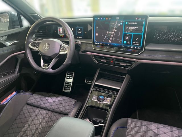 Fahrzeugabbildung Volkswagen Tayron 2.0 TDI DSG 4M R-LINE AHK IQ.LIGHT PANO H