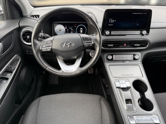 Fahrzeugabbildung Hyundai KONA Trend Elektro 2WD +NAVI+KLIMA+RFK+PDC+LED+U