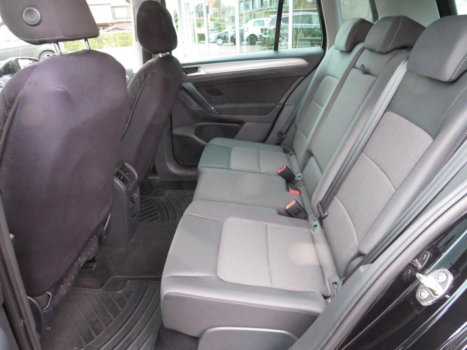 Fahrzeugabbildung Volkswagen Golf Sportsvan Comfort TDI SITZH. PPC XENON 1.H