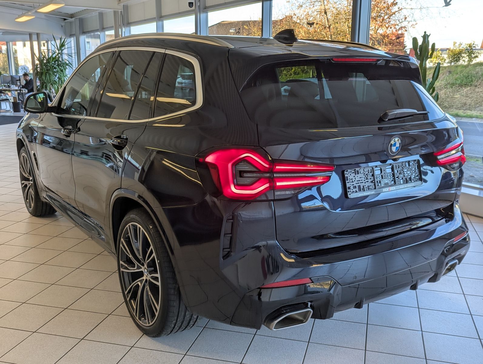 BMW X3 20d Xd M-Sport Pano StHz. H/K Laser AHK 21" - Image 5