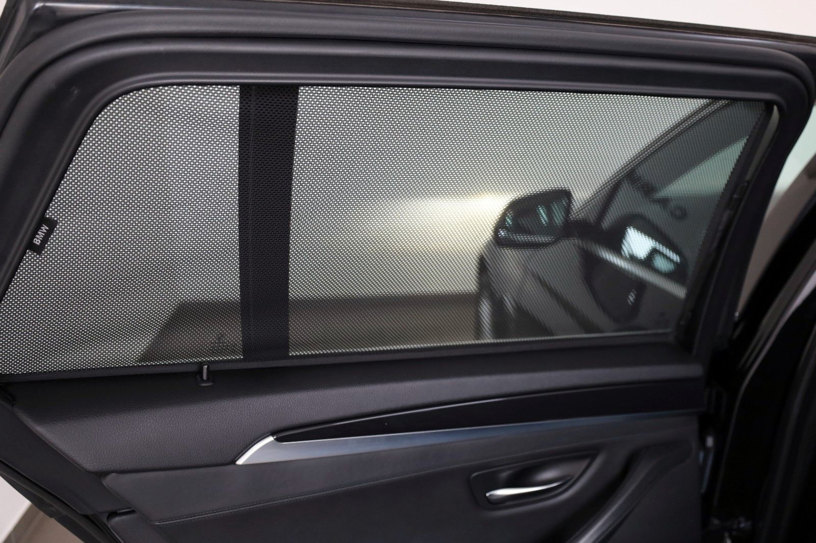 Fahrzeugabbildung BMW 530d Touring M Sport Leder,Navi,Xenon,ACC,SH,PDC