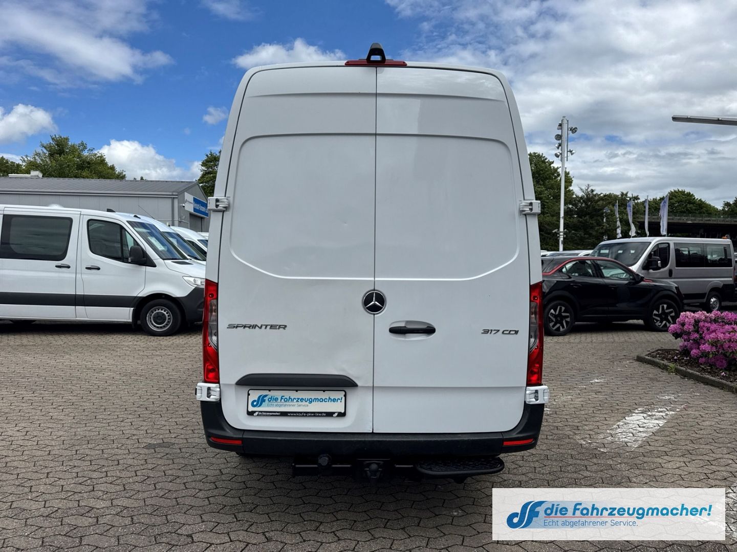 Fahrzeugabbildung Mercedes-Benz Sprinter Kasten 317CDI EU6d-T Lichtsensor el.S