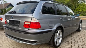 BMW 320 - 3