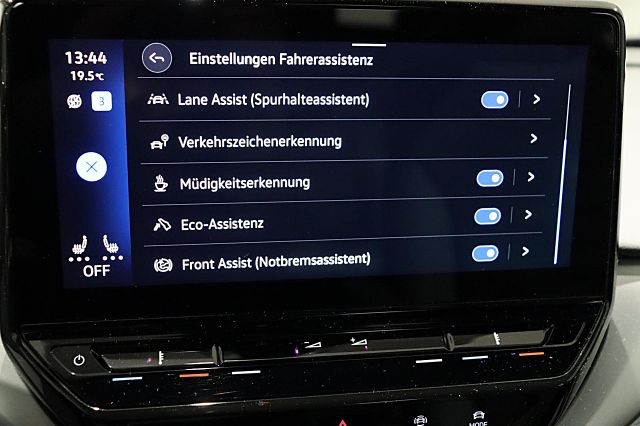 ID.4 Pure ACC Ganzjahresreifen LED NAVI PDC TEMP