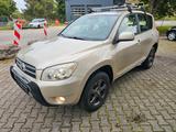 Toyota RAV 4 2.0-l-VVT-i 4x4  Aut Leder Keyless ALU - gebrauchte Toyota RAV 4 aus dem Jahr 2009