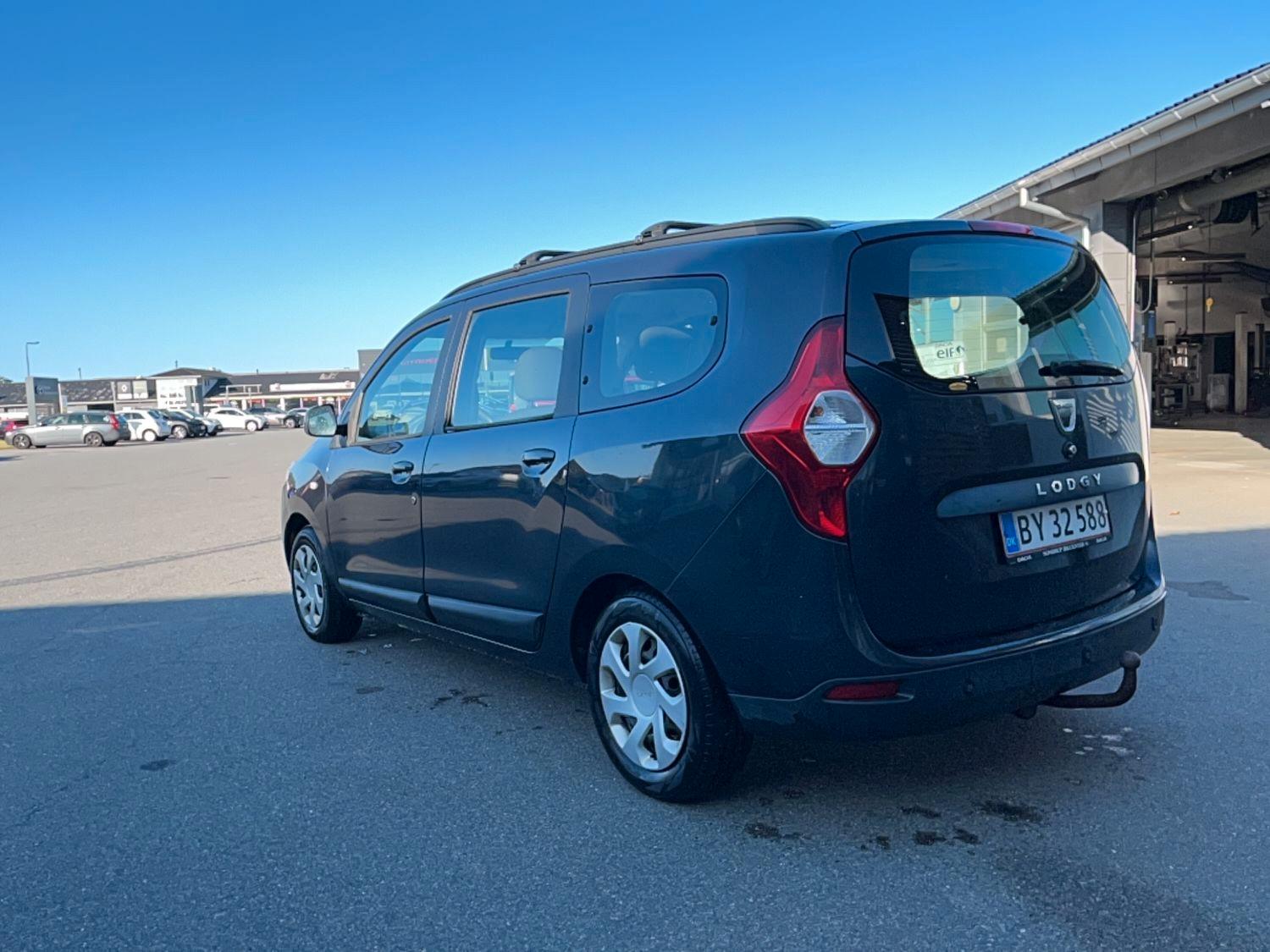 Dacia Lodgy 2015 — photo 5