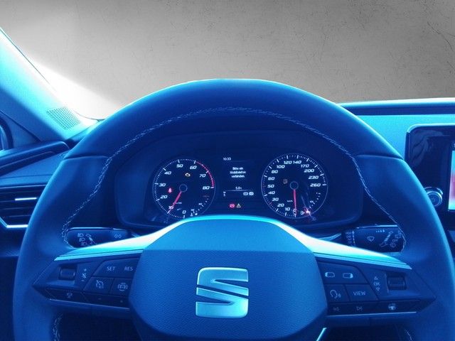 Fahrzeugabbildung SEAT Leon Style Kamera Winter-Paket