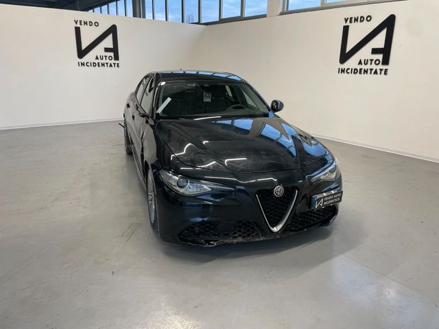 Alfa Romeo GIULIA 2.2 TURBODIESEL 150CV AT8 *FLOODED*