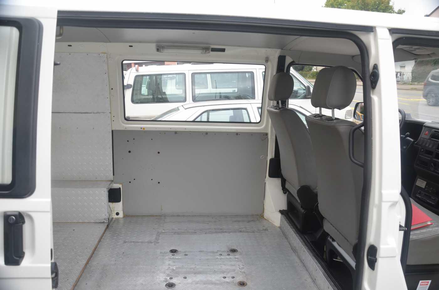Volkswagen T4 Bus Syncro 2,5 Benziner, original 14100km