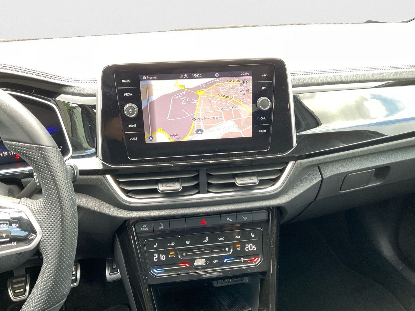 Volkswagen T-Roc - Bild 12