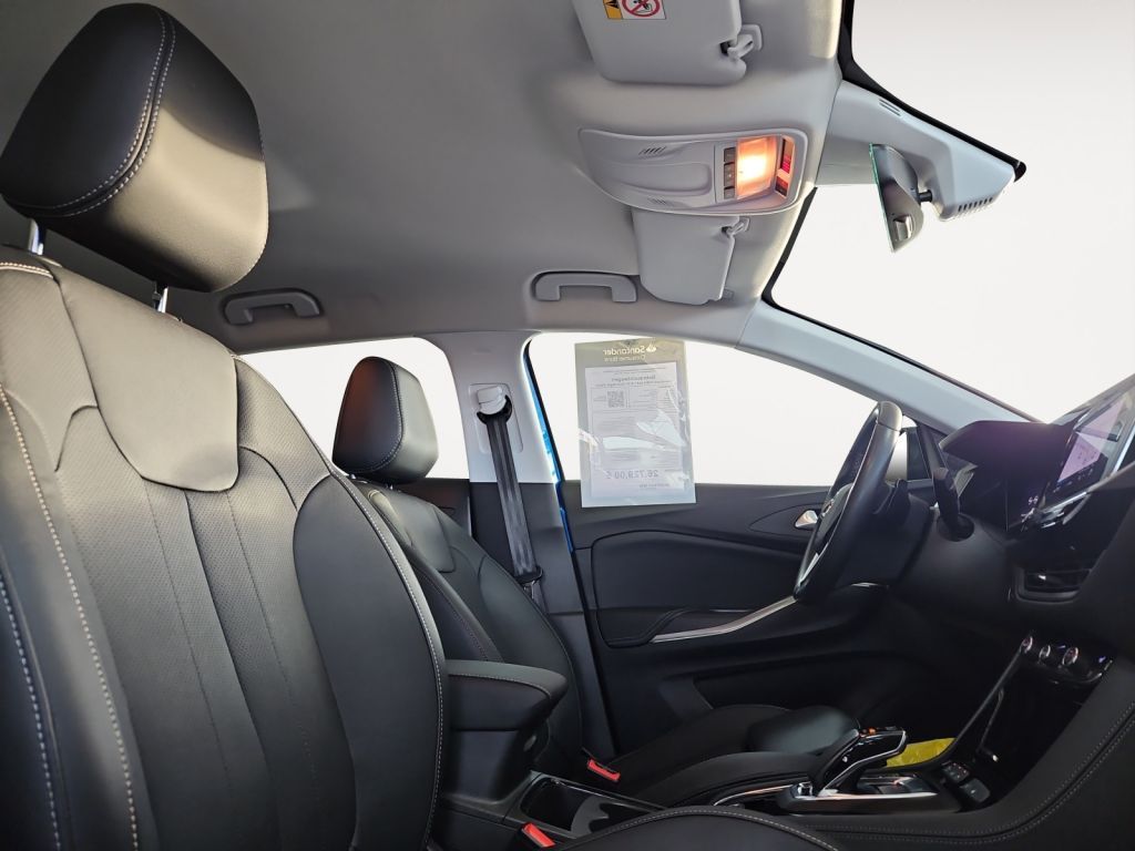 Fahrzeugabbildung Opel Grandland PHEV 4x4 1.6 DI Ultim Night Vision