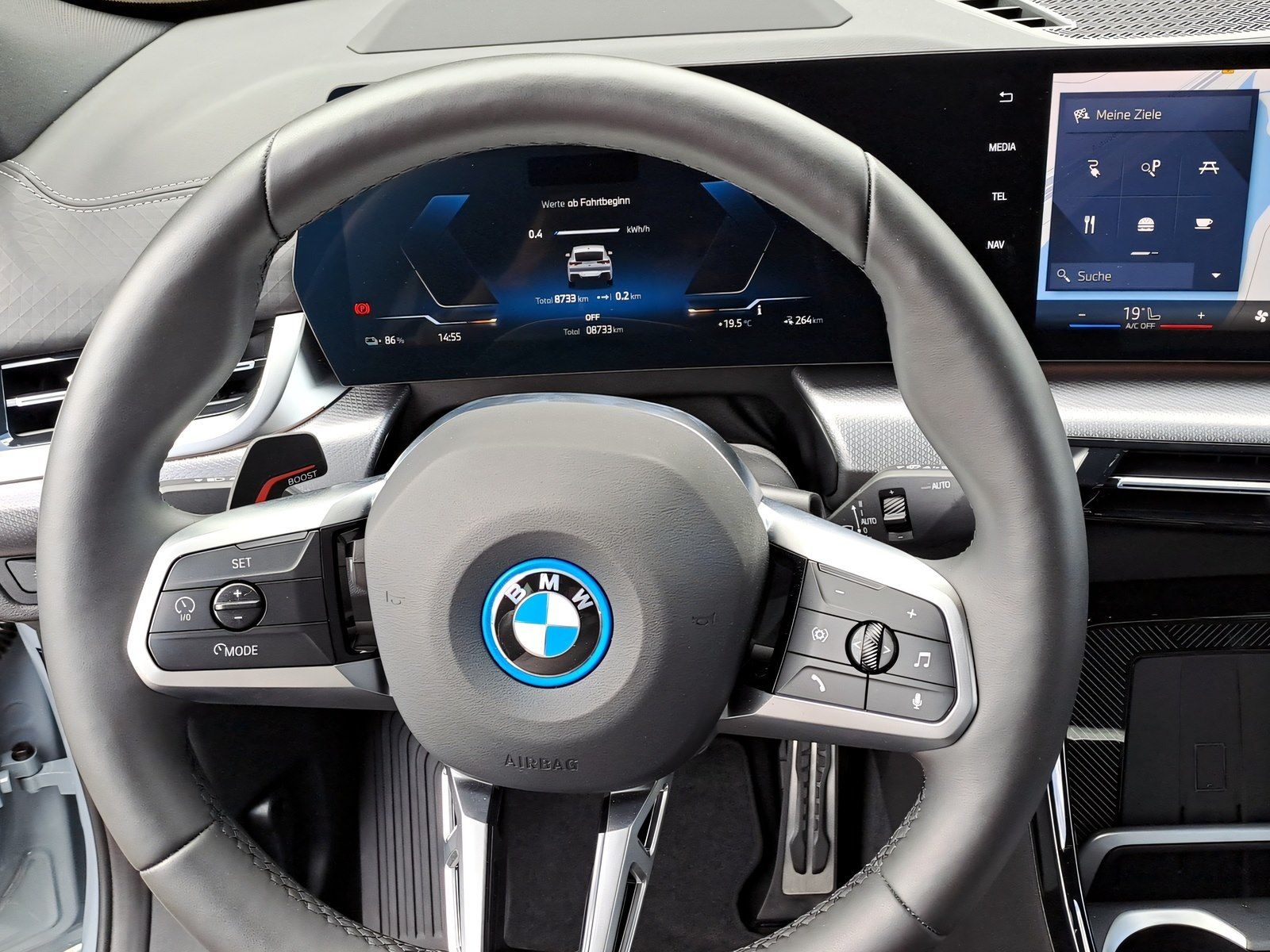 BMW iX2 - Bild 16