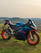 Aprilia RSV 4