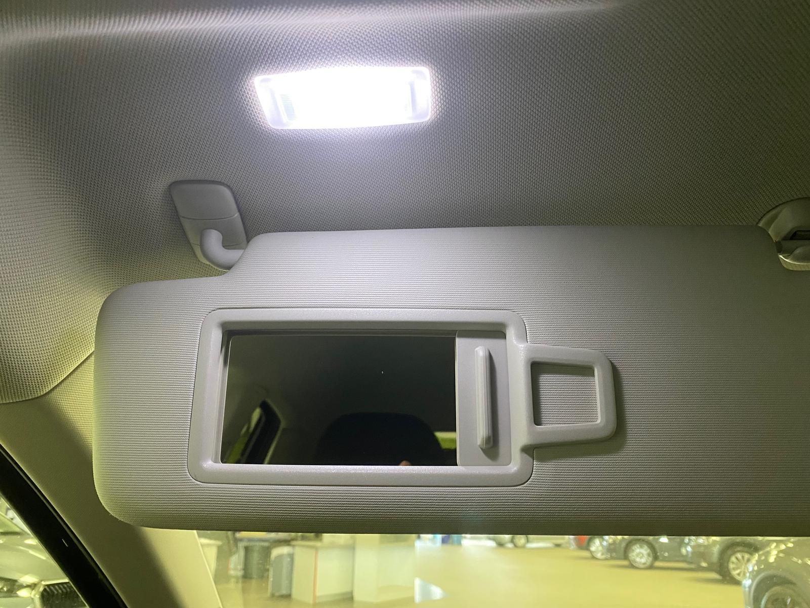 Fahrzeugabbildung Volkswagen Taigo 1.5 16V TSI ACT Life+APP+MATRIX+ALLWETTER+