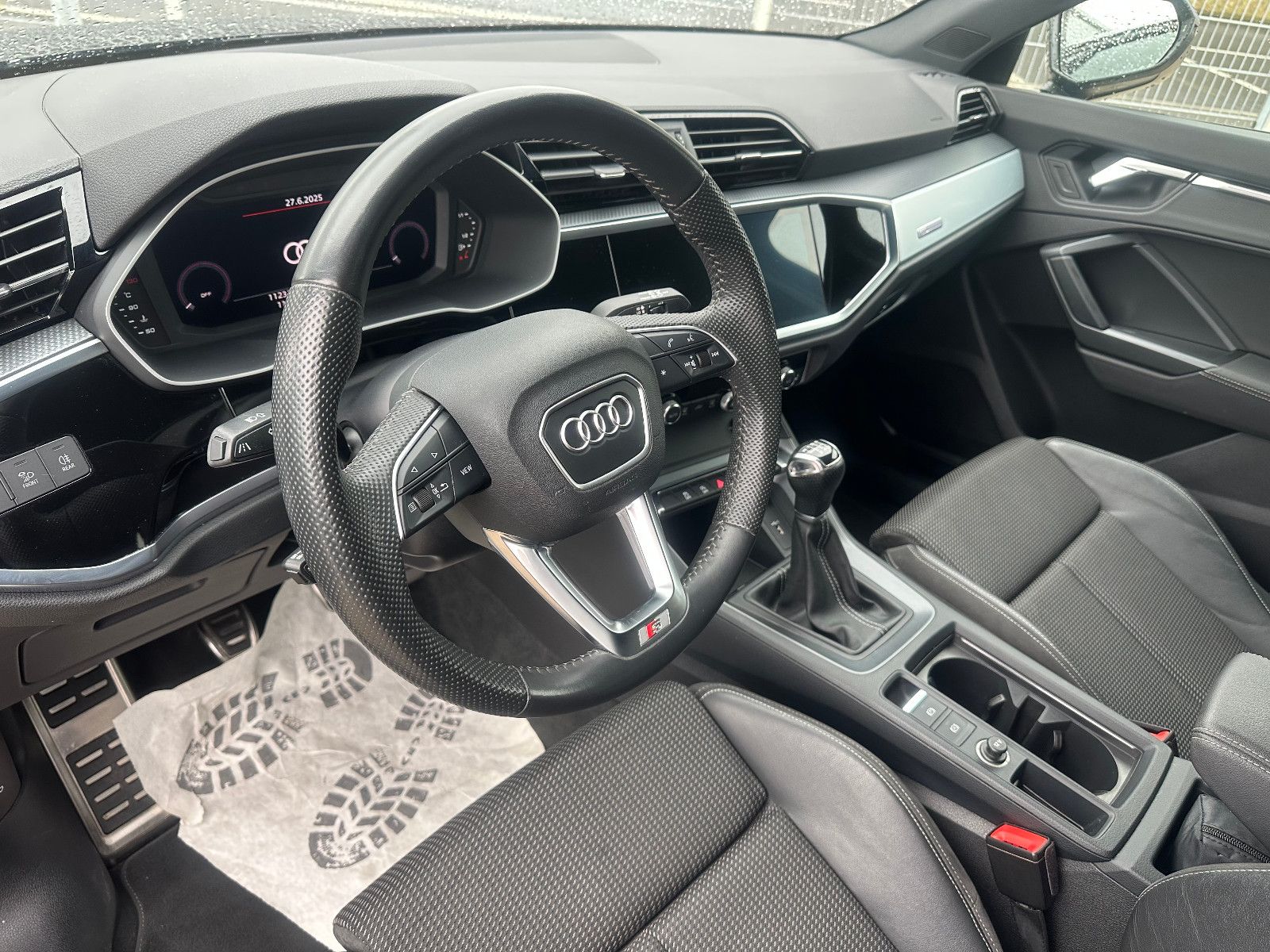Fahrzeugabbildung Audi Q3 35 TFSI S LINE SPORTPAKET*MOD.2020+VIRTUAL*