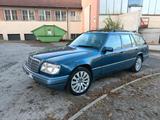 Mercedes-Benz Mercedes Benz W124/S124 E280 - Mercedes-Benz E 280 aus 1993