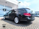 Mercedes-Benz E 200 T CGI Elegance BlueEfficiency Niveau/AHK/L - Mercedes-Benz E 200: Elegance