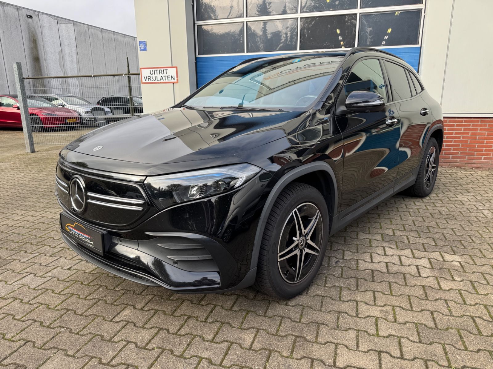 Mercedes-Benz EQA 250 *AMG Paket* 1 Hand* Voll*