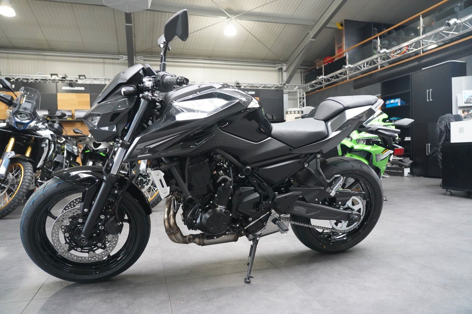 Fahrzeugabbildung Kawasaki Z650S Model 2026  4 Jahre Garantie