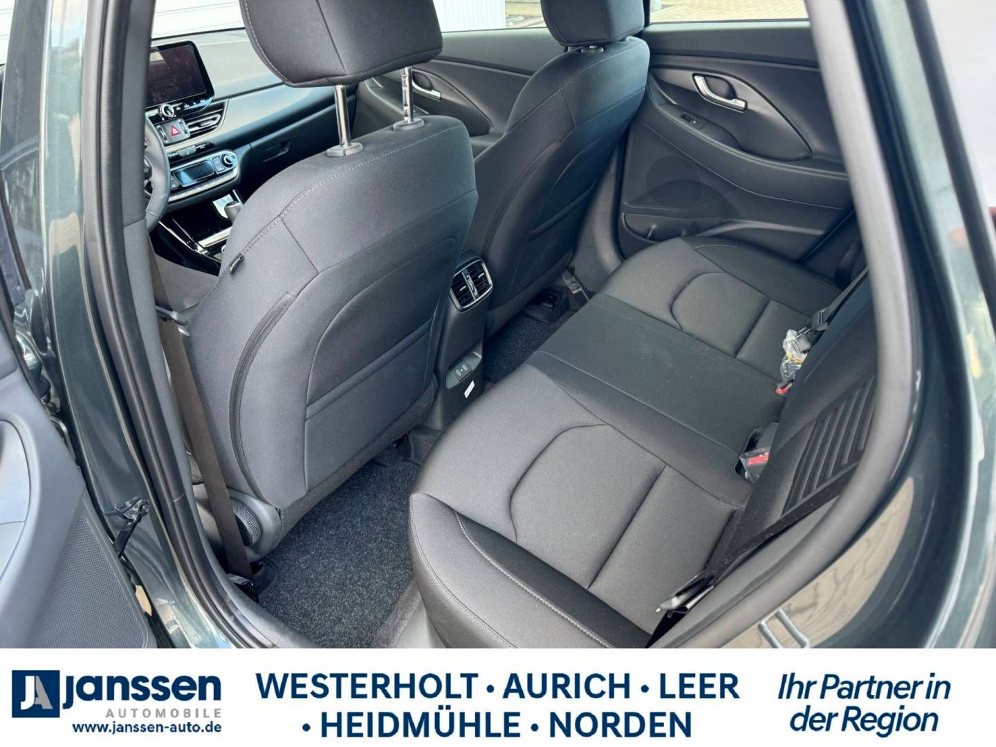 Fahrzeugabbildung Hyundai i30 Kombi ADVANTAGE