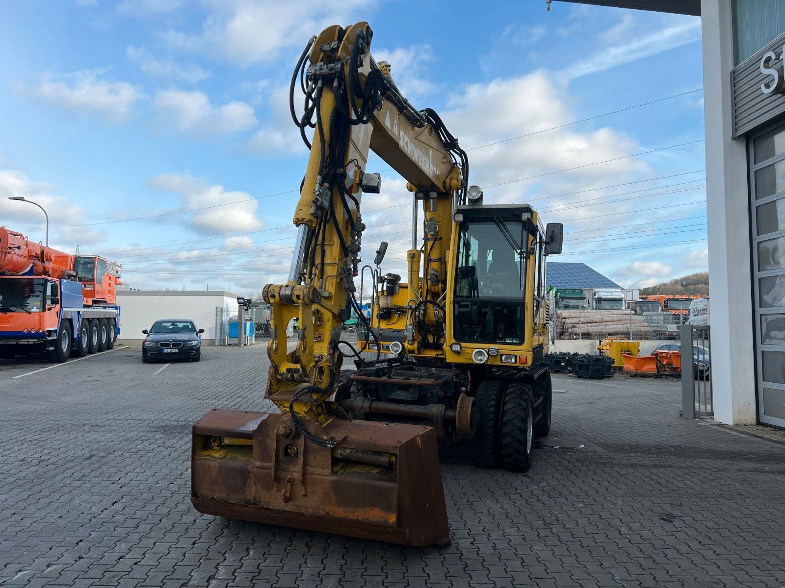 Fahrzeugabbildung Liebherr A 900 C ZW Litronic / 18.866h / 2008