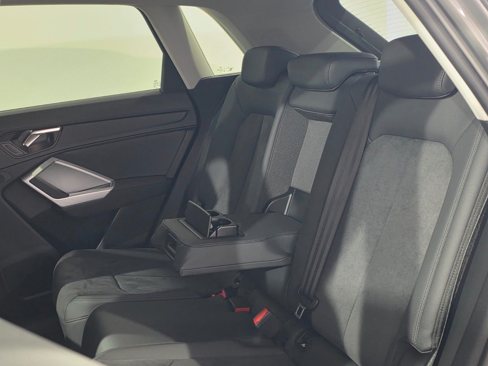 Audi Q3 45 TFSI e S line foto 20