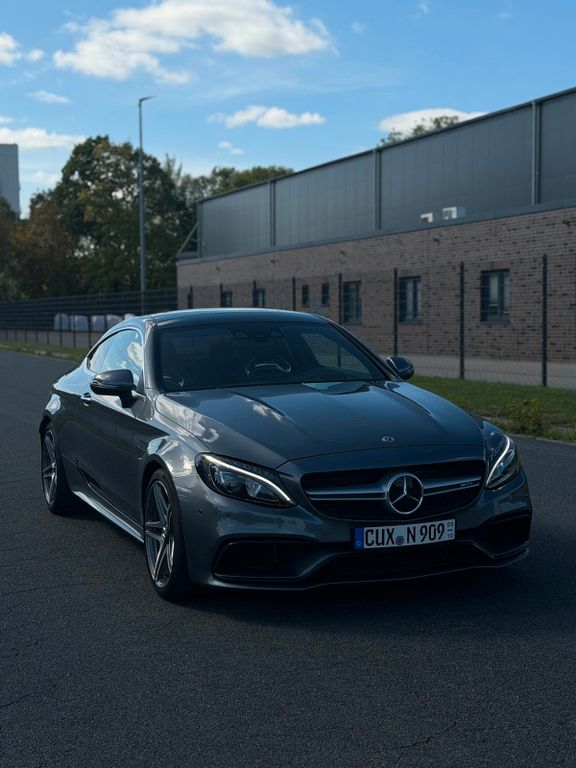 Image of Mercedes-Benz C 63 AMG