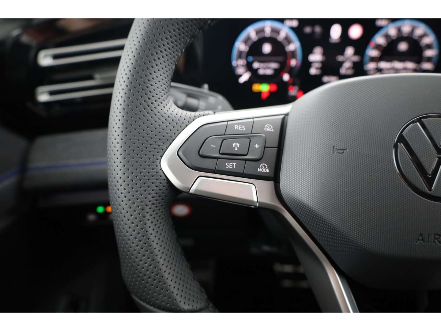 Volkswagen Tiguan - Bild 14