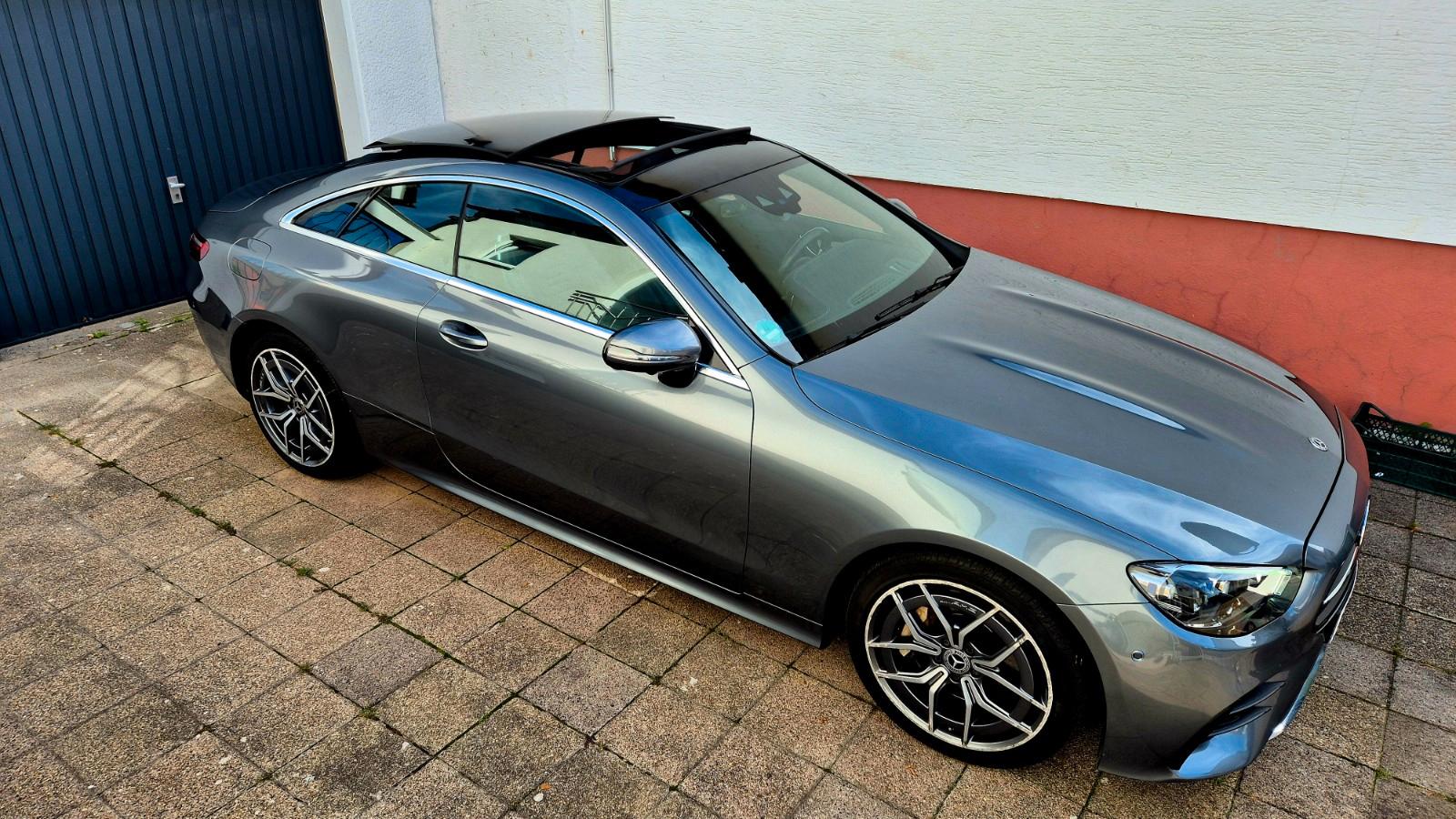 Mercedes-Benz E-Class 4MATIC, PANORAMA, AMG Line, 360° Kamera
