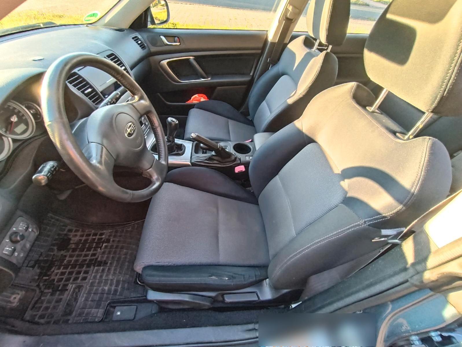 Subaru Legacy 2006 — photo 8