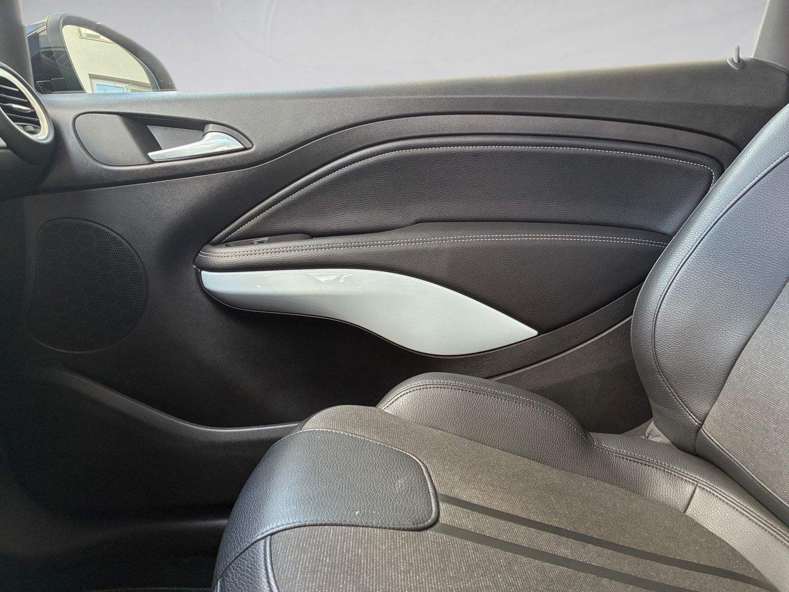 Fahrzeugabbildung Opel Adam 1.4 Turbo S PDC,Pano,SHZ,Klimaaut.,LM,SD