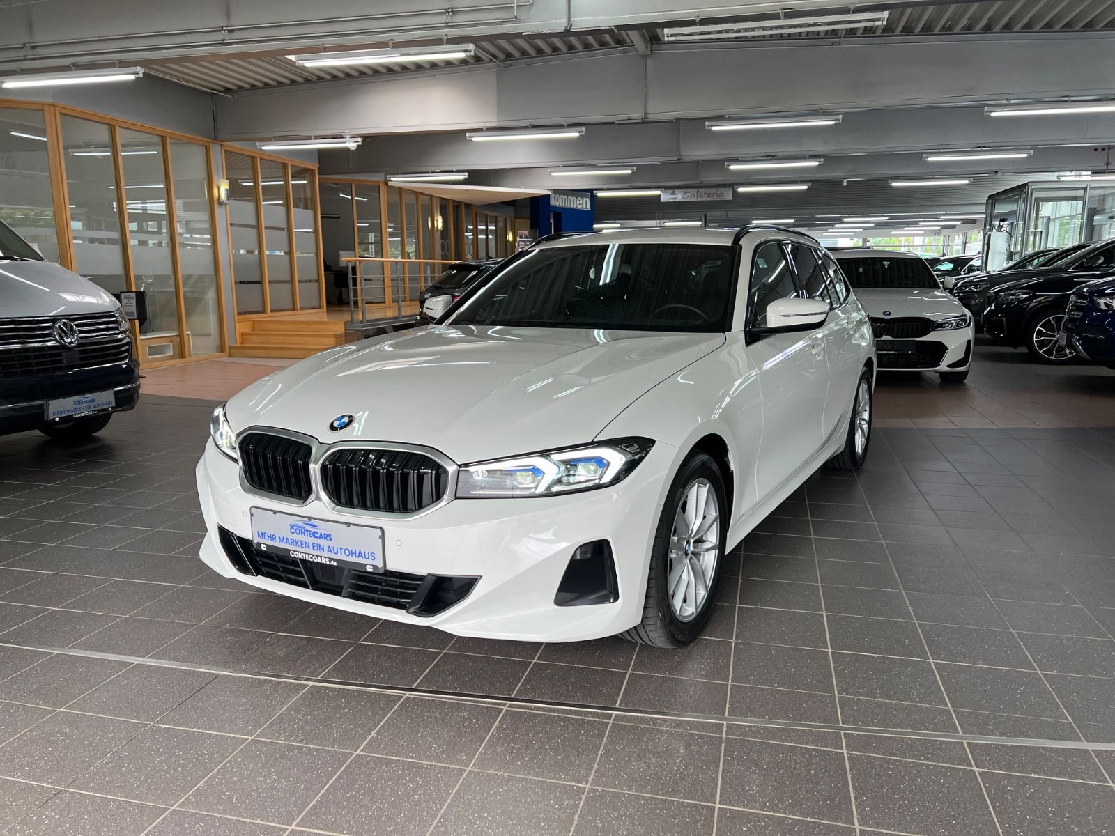 BMW 318 d Touring AHK+DA+ACC+HuD+KEYLESS+PARK ASSIST foto 2