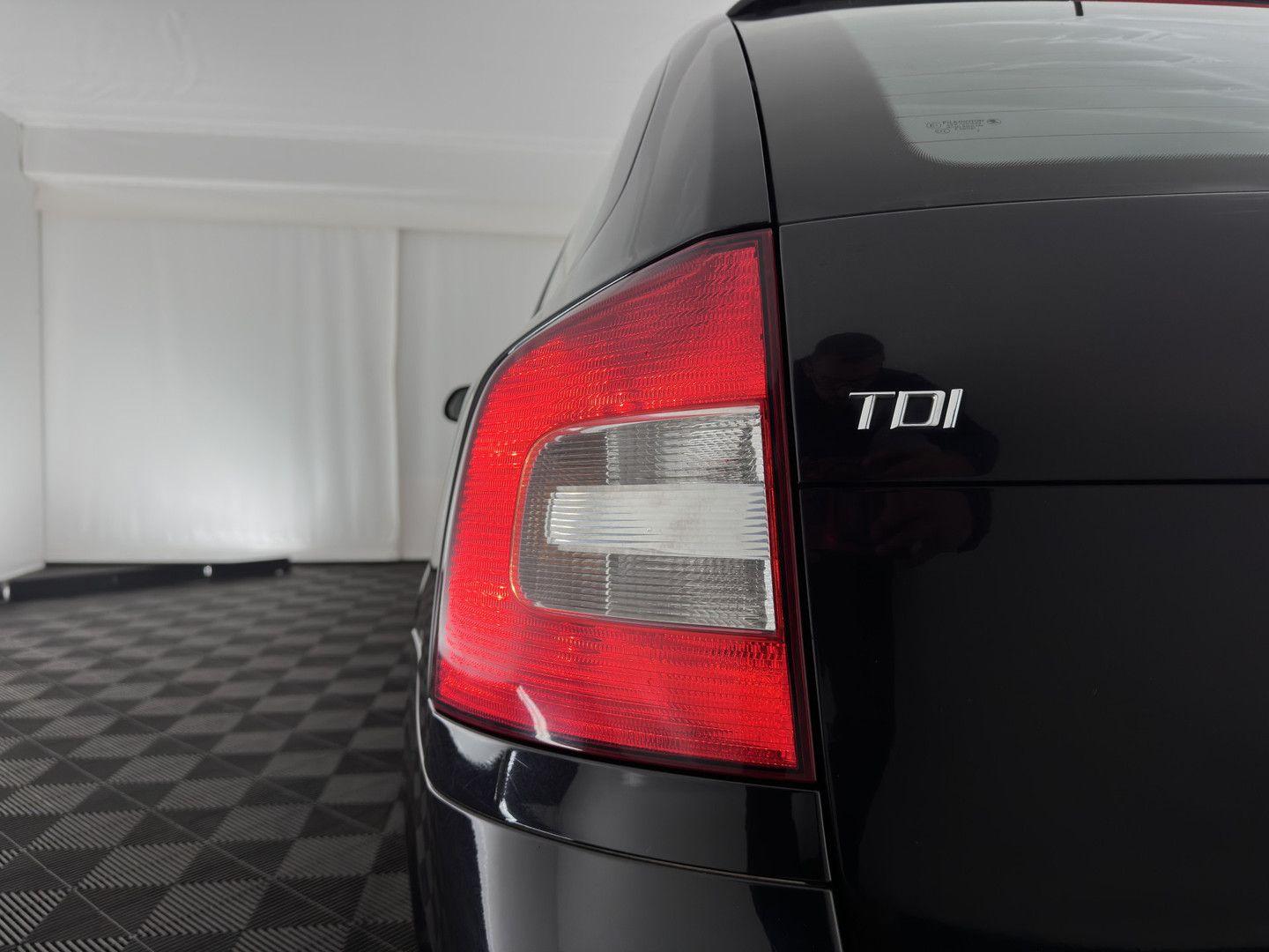Skoda Octavia 2012 — photo 24
