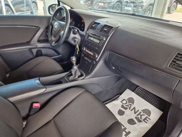 Toyota Avensis  Combi Sol 1.6