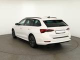 Skoda Octavia Combi 1.5 TSI Ambition LED Navi ACC PDC - Skoda Octavia Ambition mit Benzin-Antrieb