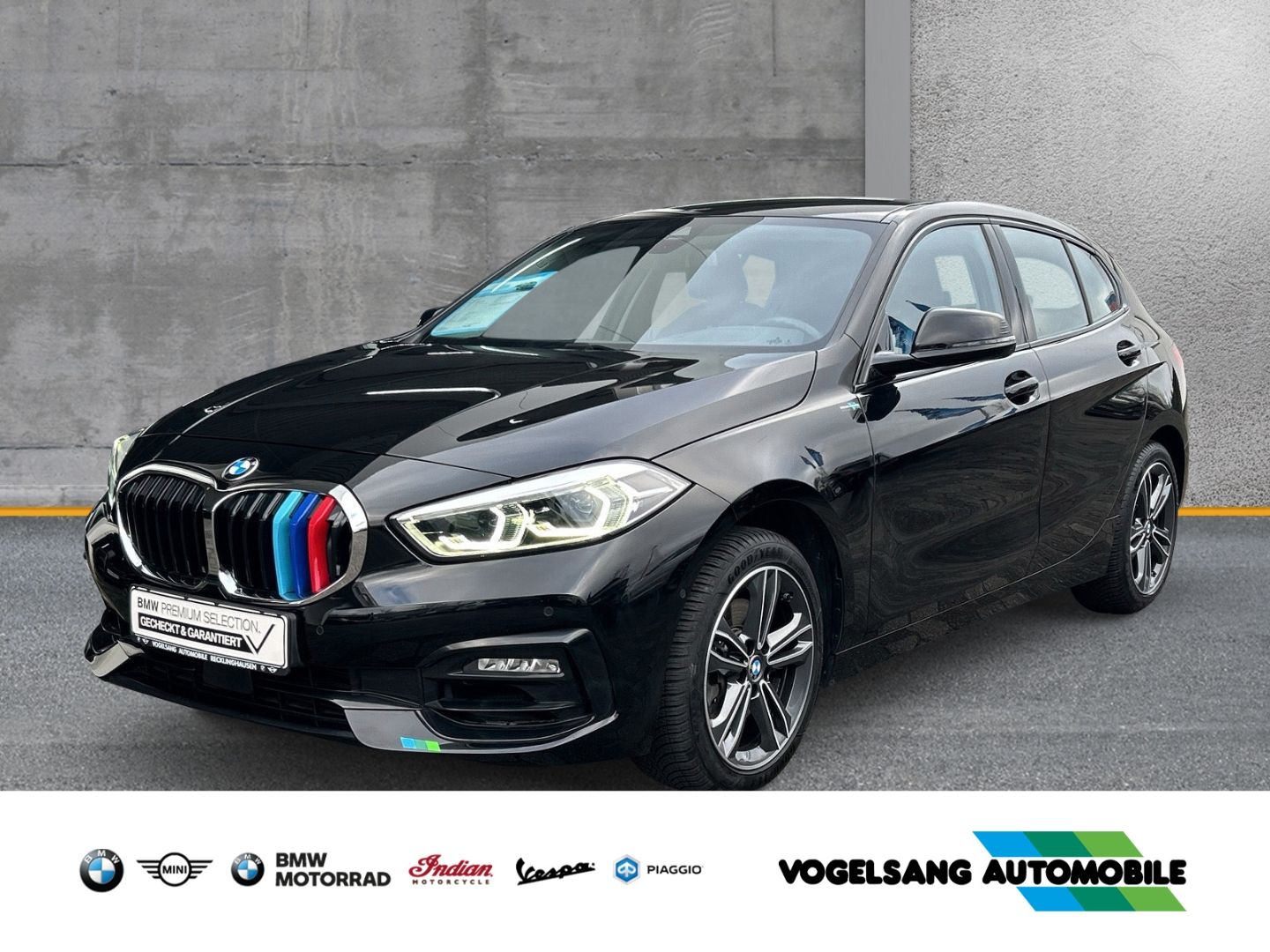 Fahrzeugabbildung BMW 118 Sport Line Head-Up Navi groß Harman/Kardon L