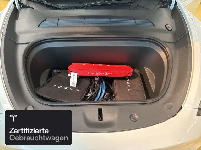 Tesla Model Y Long Range AWD foto 8