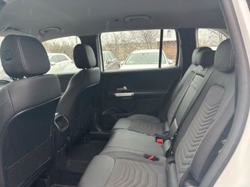 Mercedes GLB 180 - 11