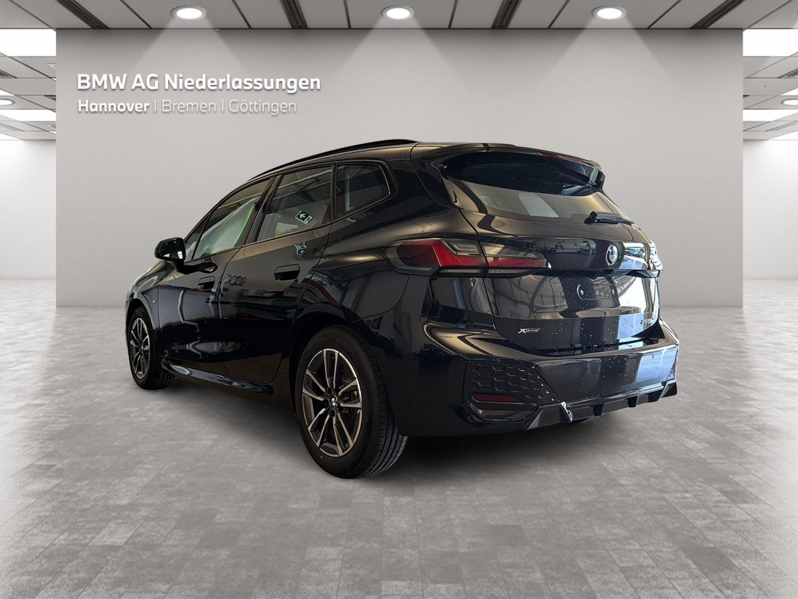 BMW 223 Active Tourer - Bild 2