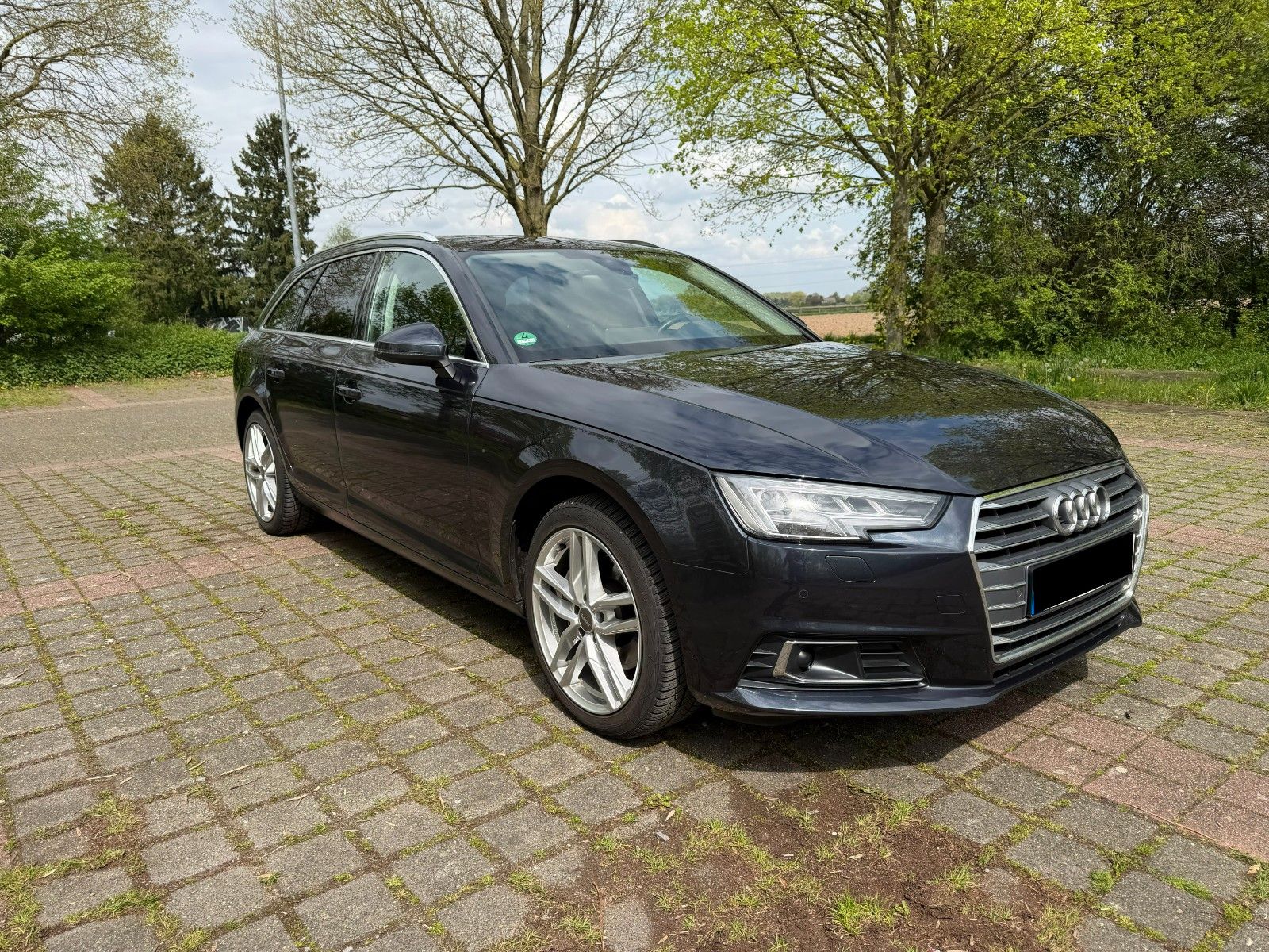 AUDI A4 2.0 TDI 140kW S tronic Avant - Sportsitze