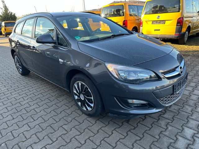 Opel Astra J Sports Tourer Selection MOTOR  160000KM.